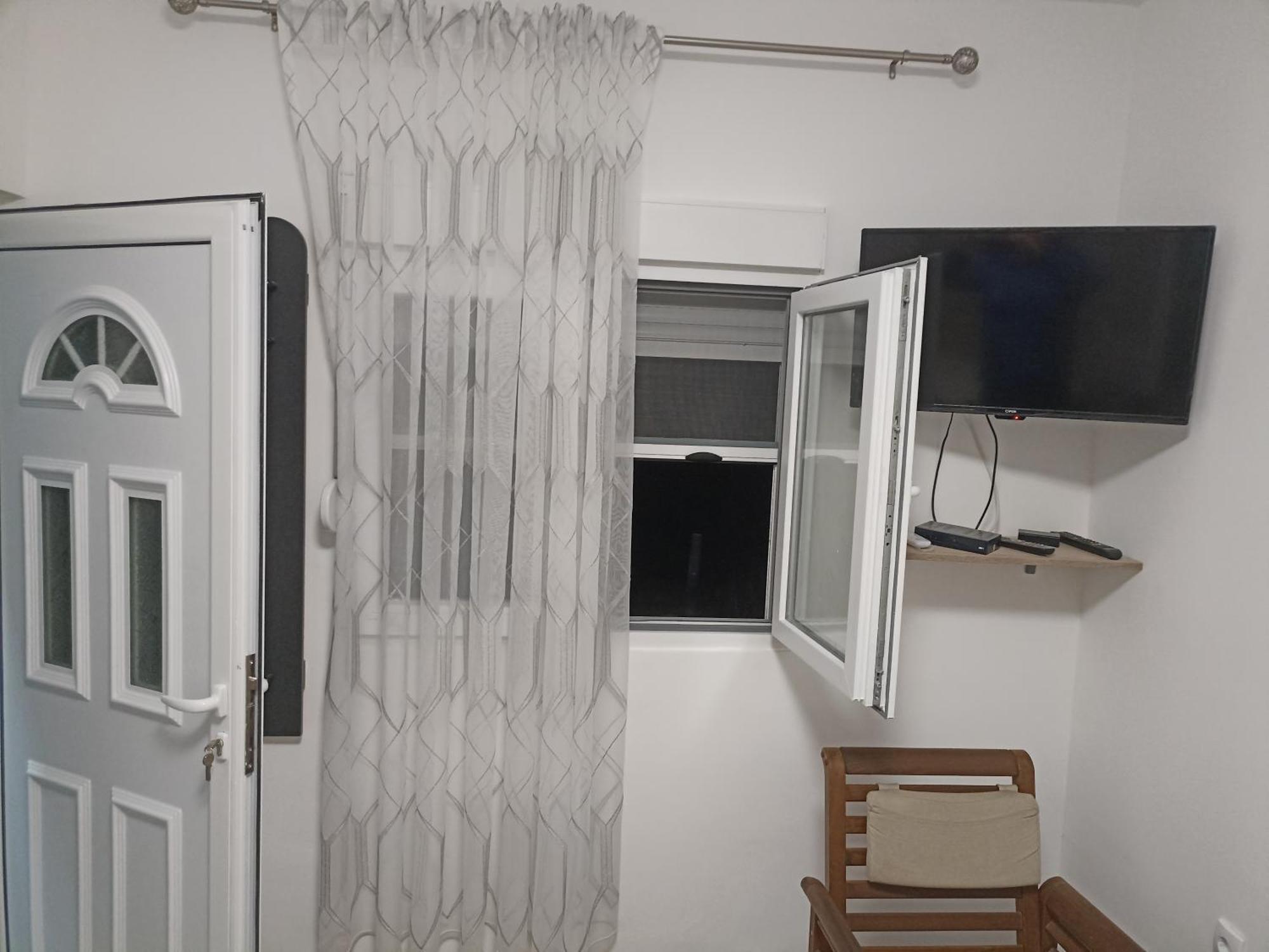 ホテル Mini Garsonjera ポドゴリツァ 部屋 写真